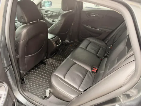 Chevrolet Malibu XL