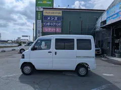 Mitsubishi Minicab Van