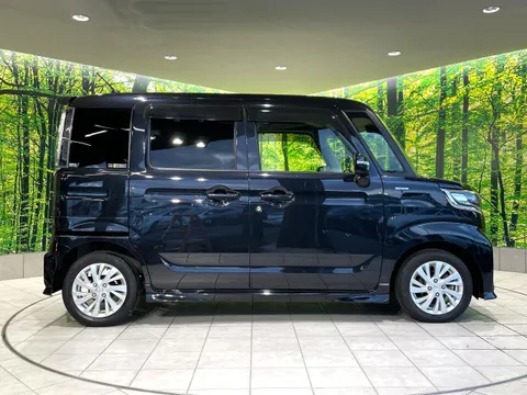 Suzuki Spacia Custom