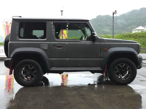 Suzuki Jimny Sierra