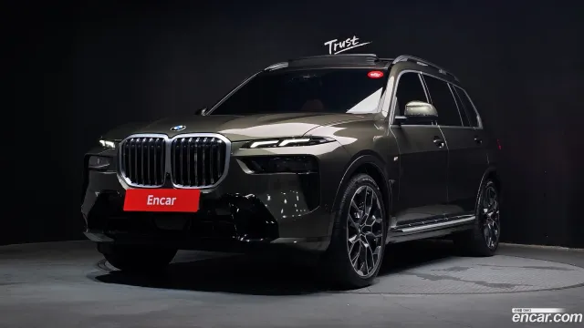 BMW X7