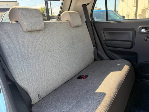 Daihatsu Mira Tocot
