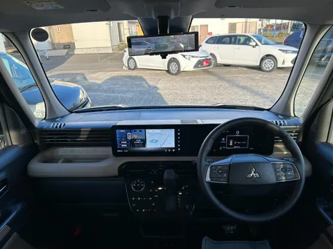 Mitsubishi Delica Mini