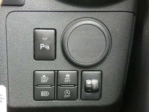 Daihatsu Mira Tocot