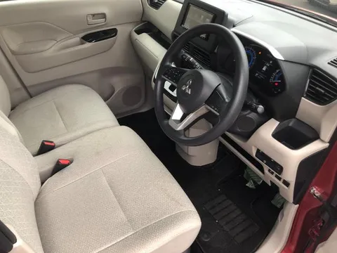 Mitsubishi eK Space