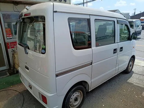 Nissan Clipper