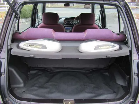 Daihatsu Mira Gino