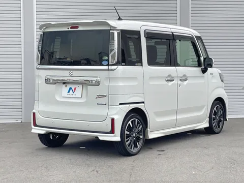 Suzuki Spacia Custom