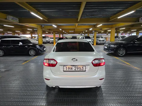 Renault SM3