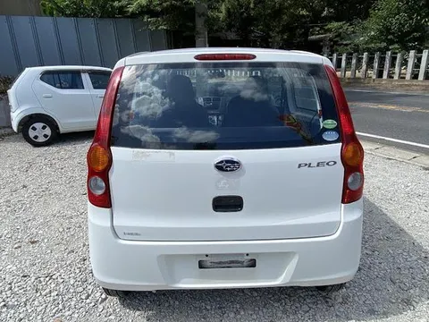 Subaru Pleo