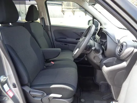 Mitsubishi eK X