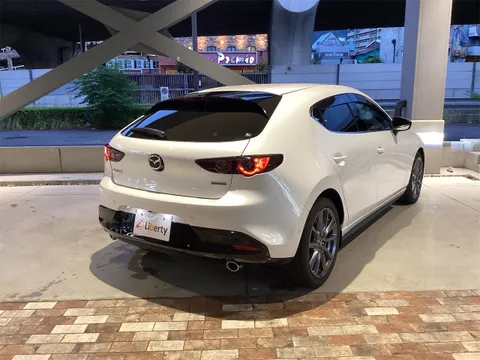 Mazda MAZDA3 Fastback