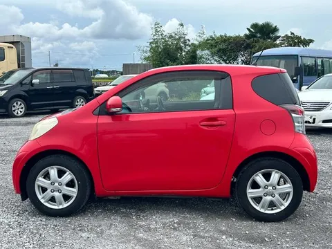 Toyota iQ