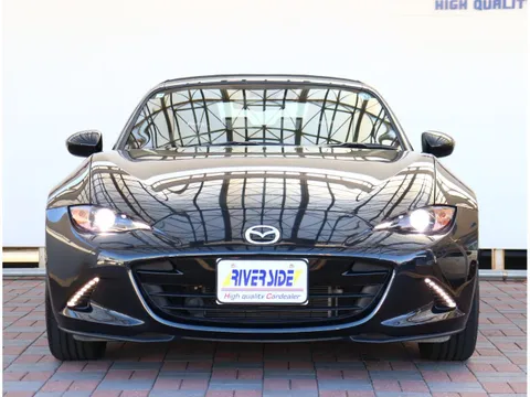 Mazda MX-5 (Roadster)