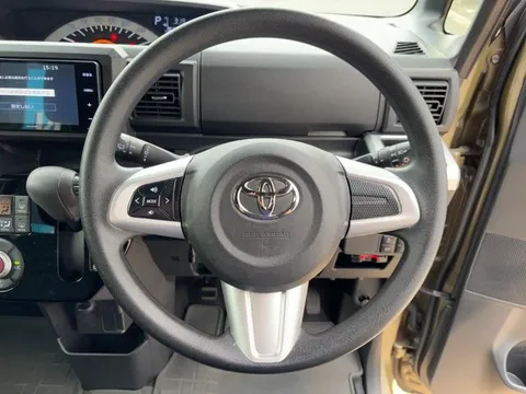 Toyota Pixis Mega