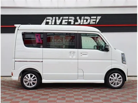 Nissan Clipper Rio