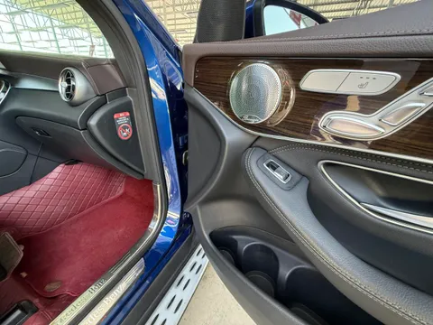 Mercedes-Benz Mercedes-Benz GLC