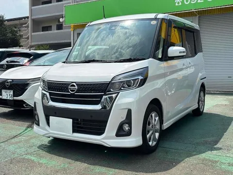 Nissan Dayz Roox
