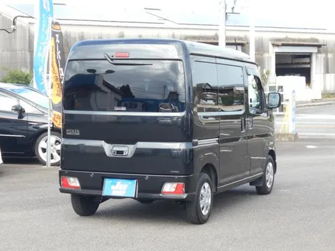 Toyota Pixis Van