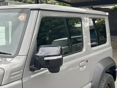 Suzuki Jimny Sierra