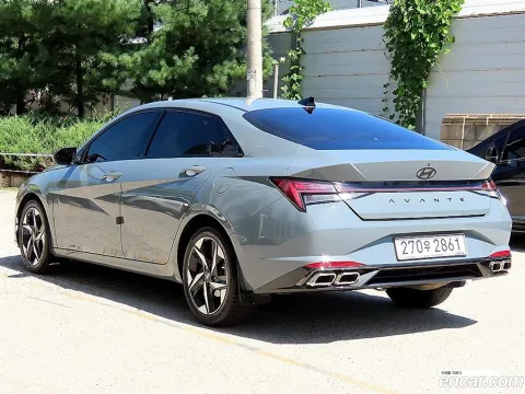 Hyundai Elantra (Avante)