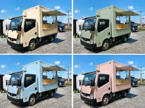 Mazda Scrum Truck
