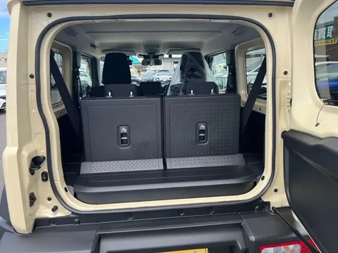 Suzuki Jimny Sierra