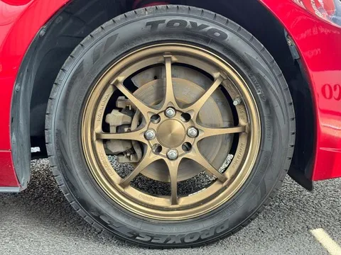 Mazda MX-5 (Roadster)