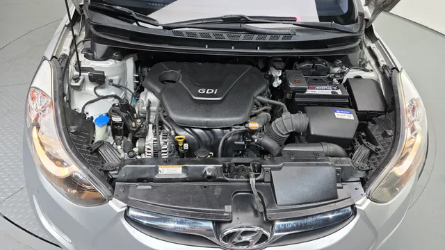 Hyundai Elantra (Avante)