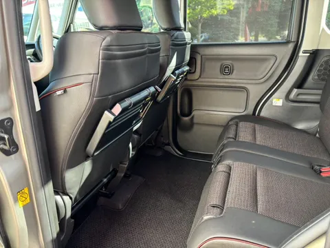 Suzuki Spacia Custom