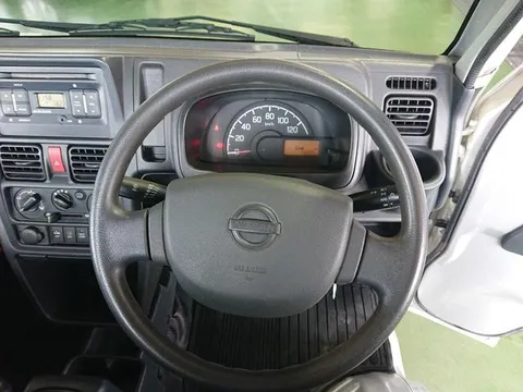 Nissan Clipper Truck
