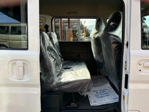 Mitsubishi Minicab Van