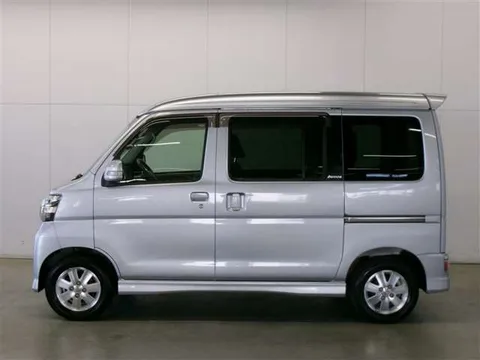 Daihatsu Atrai Wagon