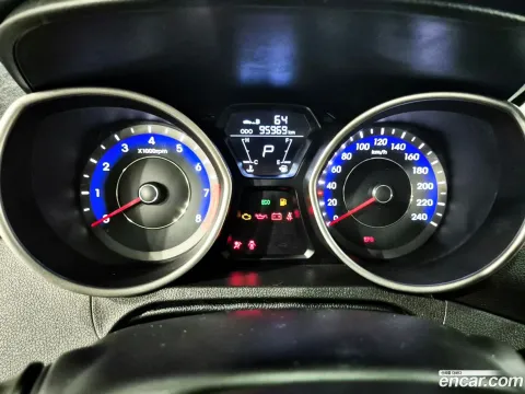 Hyundai Elantra (Avante)