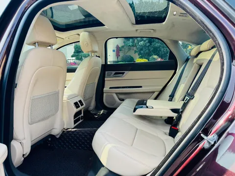 Jaguar XFL