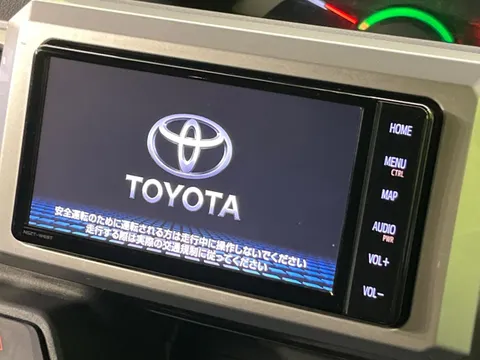 Toyota Pixis Mega