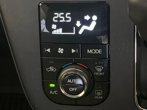 Daihatsu Mira Tocot