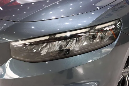 Geely Preface (Xingrui)