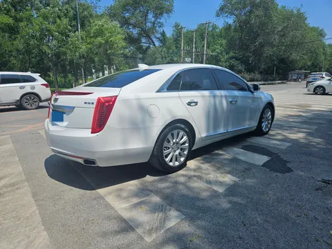 Cadillac XTS