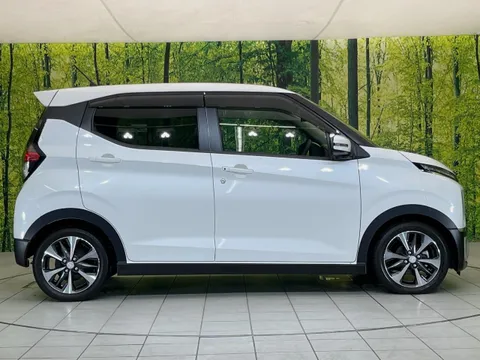 Mitsubishi eK X