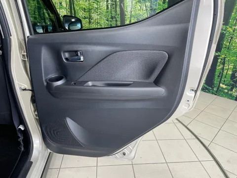 Mitsubishi eK X