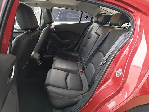 Mazda Mazda 3