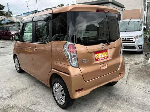 Nissan Dayz Roox