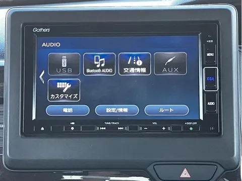 Honda N-BOX Custom