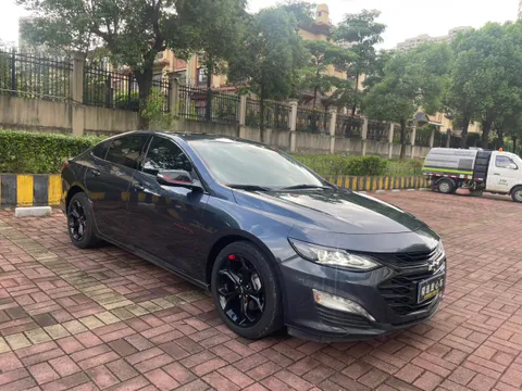 Chevrolet Malibu XL