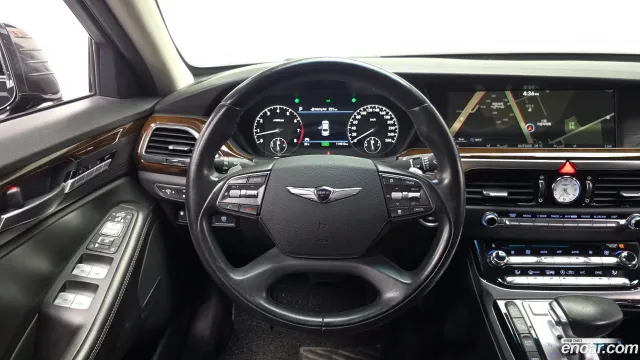 Genesis G90 (EQ900)