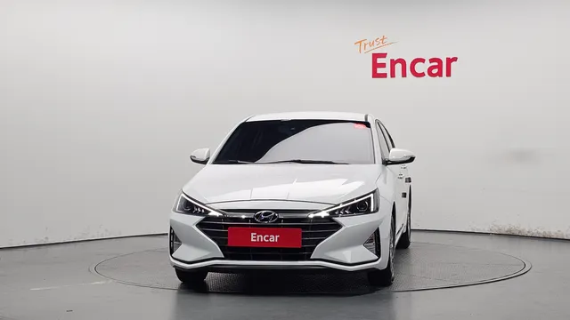 Hyundai Elantra (Avante)
