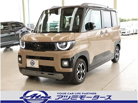 Mitsubishi Delica Mini