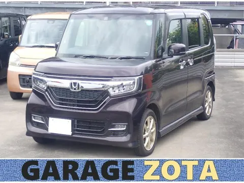 Honda N-BOX Custom