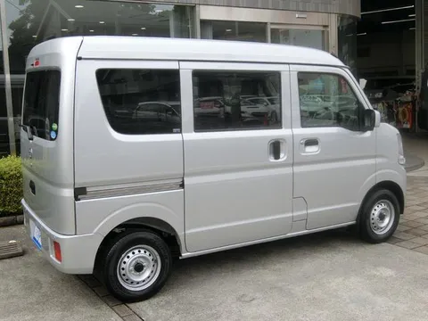 Nissan Clipper